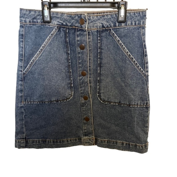 🍀5/$25🍀 Forever 21 denim front button mini skirt‎ size 28” - Picture 1 of 9